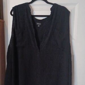 Torrid Black Textured Sleeveless Blouse